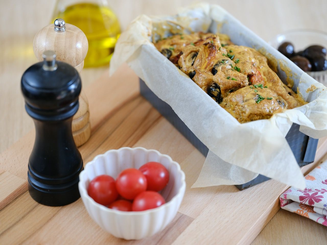 Cake végane tomates-olives par Nat'Ali